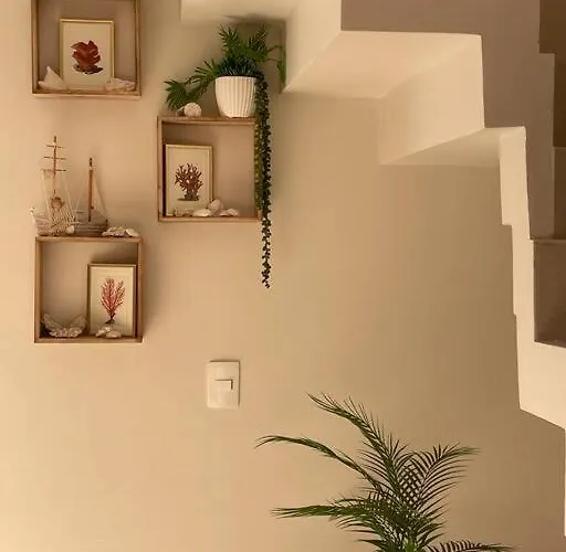 Villa Hermosa Casa De 3 Pisos En De Lujo *