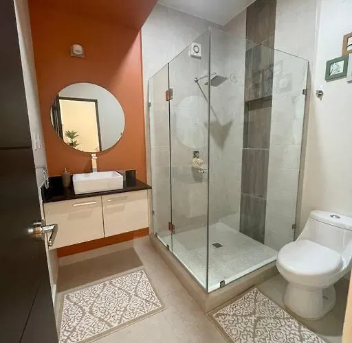 Hermosa Casa De 3 Pisos En De Lujo * Playa del Carmen