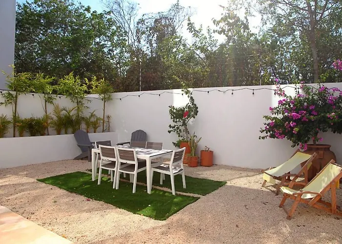 Hermosa Casa De 3 Pisos En De Lujo Villa *